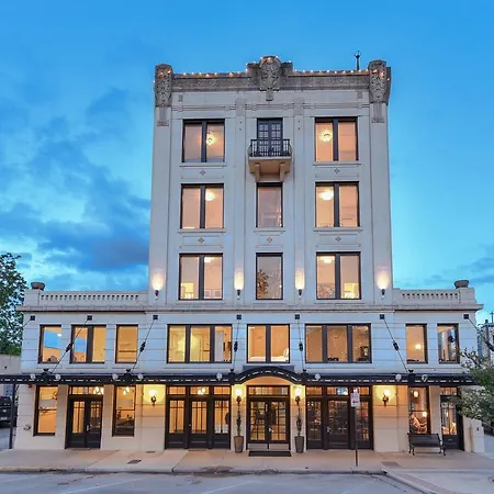 Park Plaza Hotel Seguin